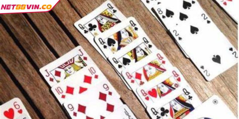 Chiến thuật chơi phỏm hiệu quả 